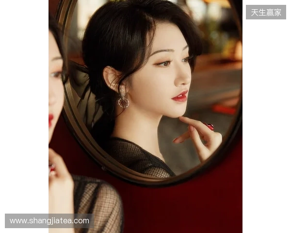 英媒:白宫要求FIFA和平奖杯需和大力神杯一样大 曾想让士兵护送