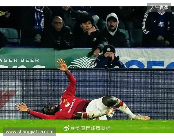 曼联女足签下伦德奎斯特，在采访视频中不小心泄露了另一引援