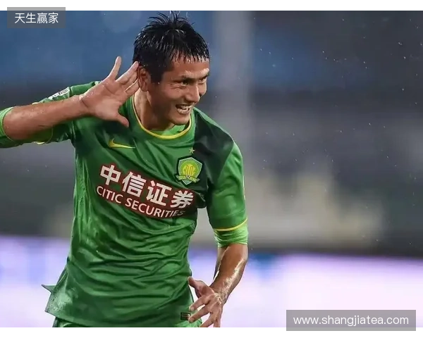 邵佳一：国足没有梅西C罗姆巴佩，不可能把球给一个人就解决问题